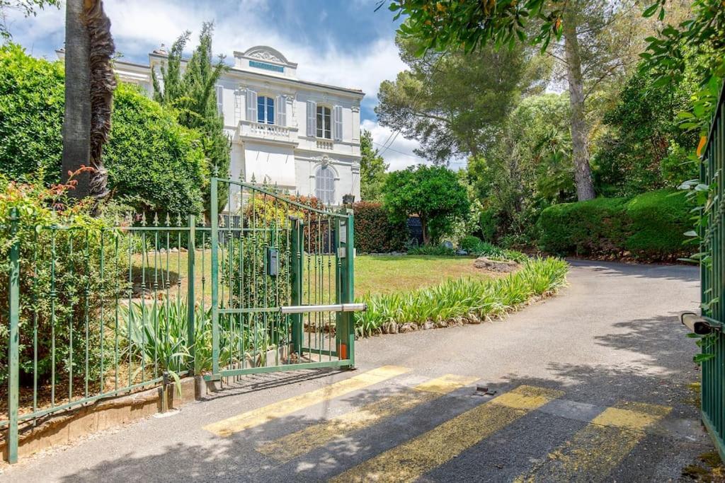 L'Annonciade-Calme-Terrasse-Parking Apartment Cannes Exterior photo